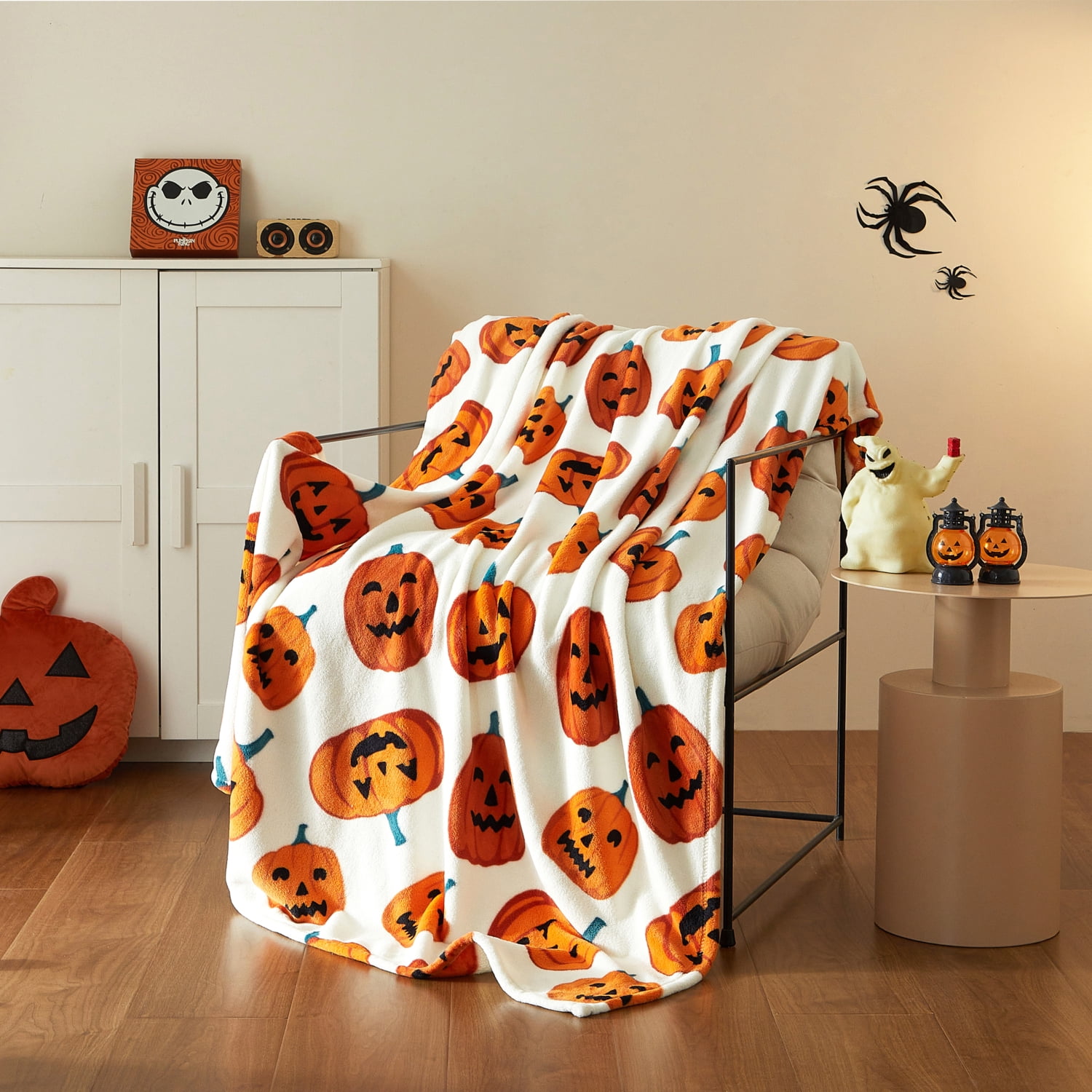WTC-PLUSH-PUMPKIN_752a146f-87cf-4c61-9a45-09edb53cb44c.5f53bb0fb42ca2731308faf259e38ac8 Way To Celebrate Halloween Jack-O'-Lantern Plush Oversized Couch Throw Blanket, Cream and Orange, 50 x 72 in - Image 1